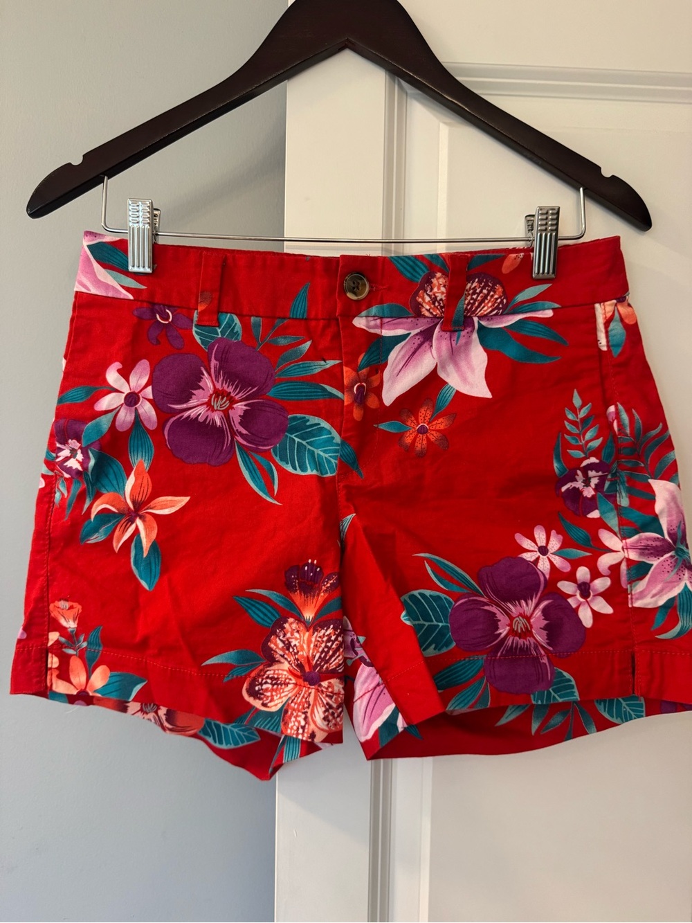 EUC Old Navy Red Tropical Floral Everyday Shorts Size 2